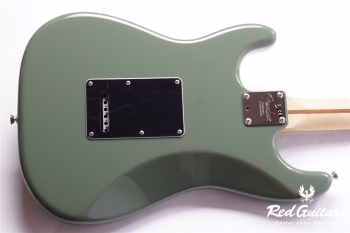 American Professional Stratocaster - Antique Olive